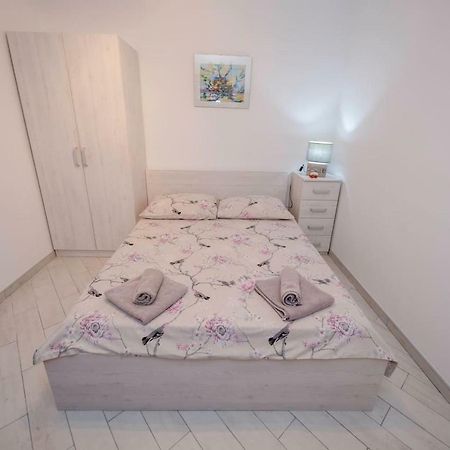 Apartman Marcela Palit Ngoại thất bức ảnh