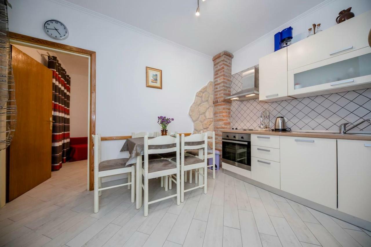 Apartman Marcela Palit Ngoại thất bức ảnh