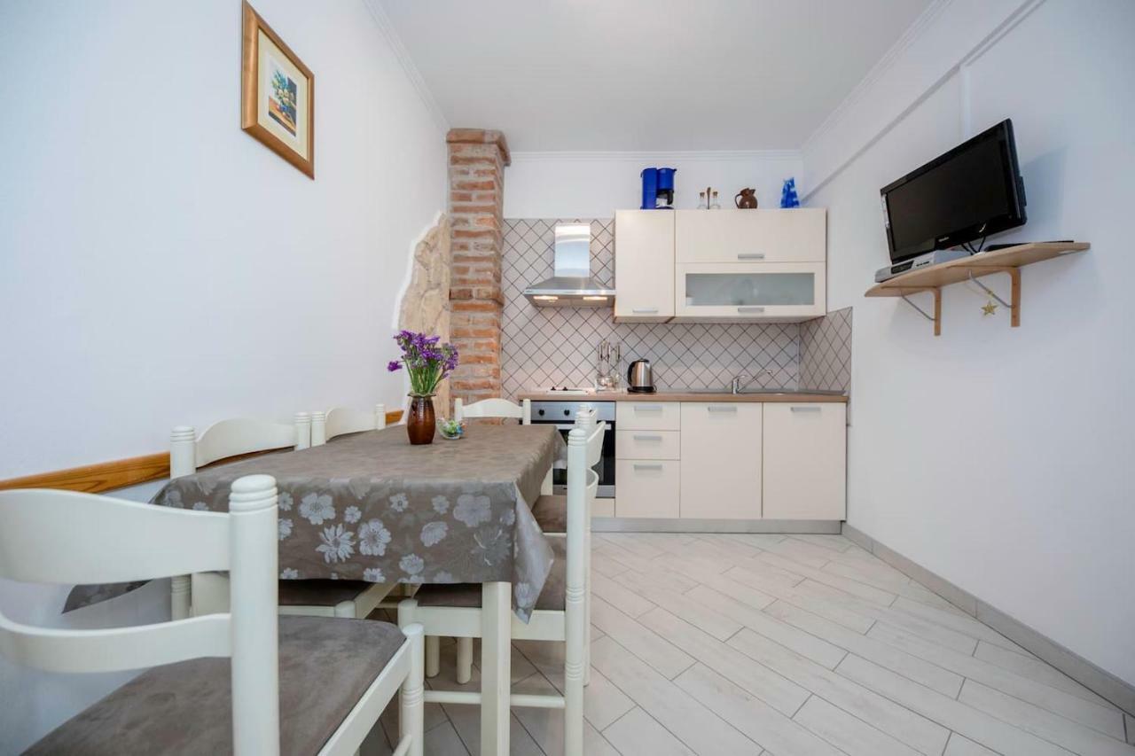Apartman Marcela Palit Ngoại thất bức ảnh
